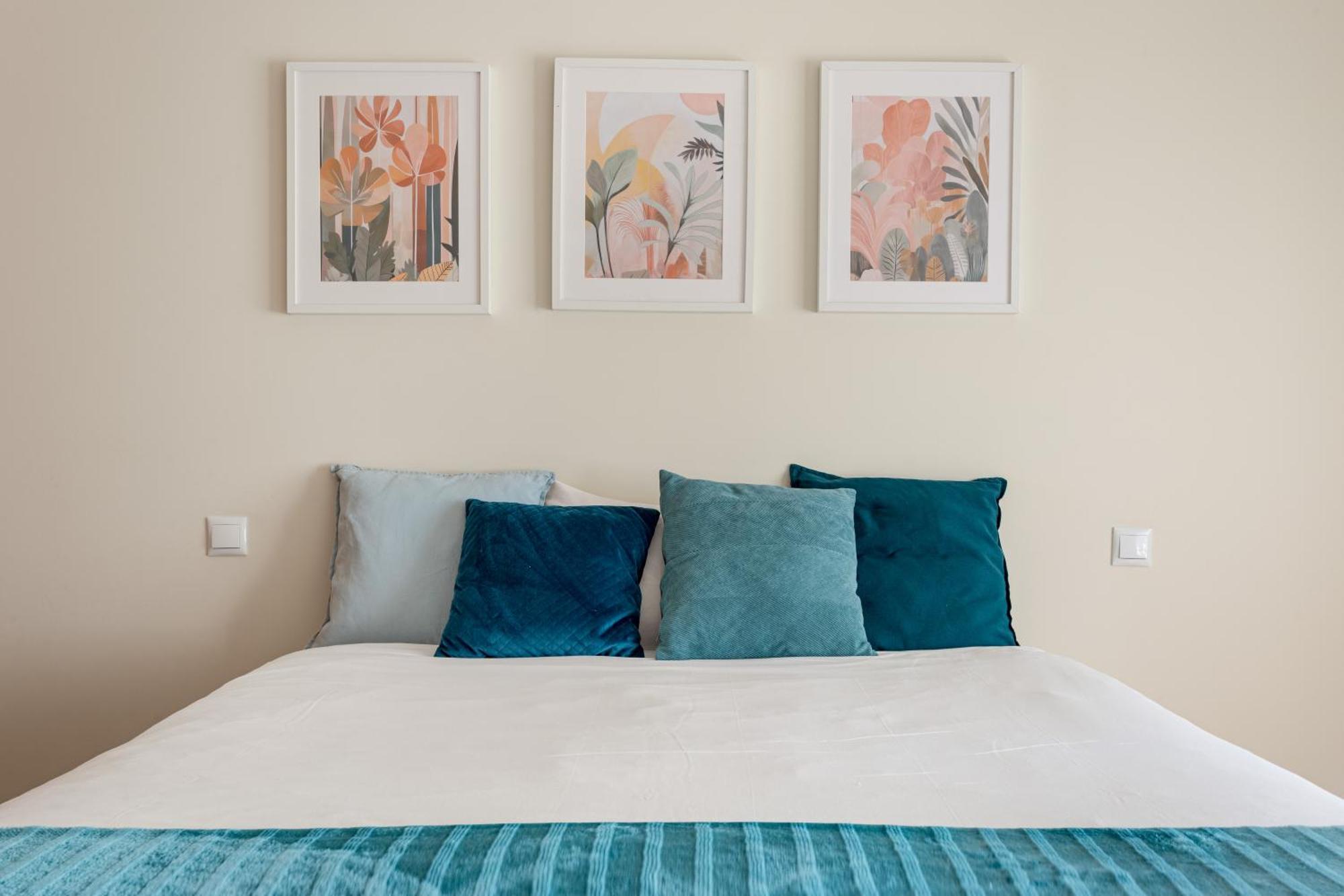 Maía Joivy Stylish City Centre Flat With Parking מראה חיצוני תמונה