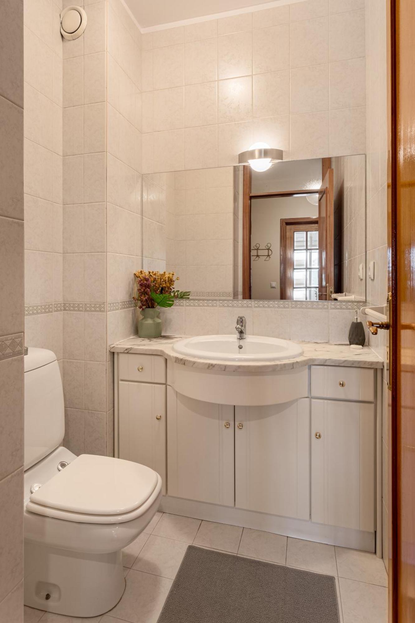 Maía Joivy Stylish City Centre Flat With Parking מראה חיצוני תמונה