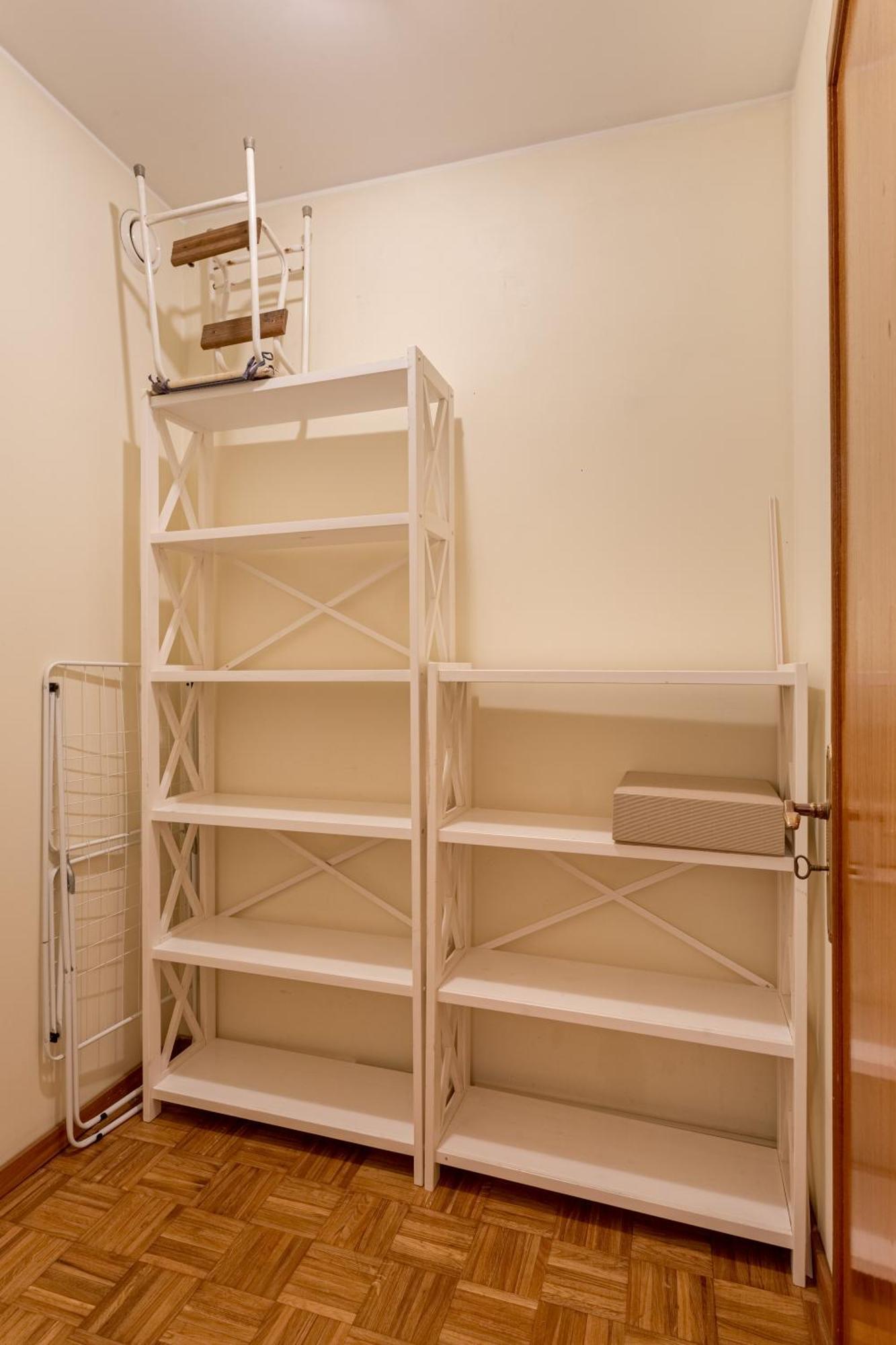 Maía Joivy Stylish City Centre Flat With Parking מראה חיצוני תמונה